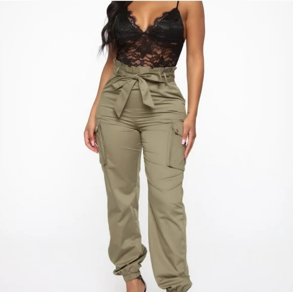 FASHION Nova Lace cargo Jumpsuit. Size 1x - Picture 1 of 8